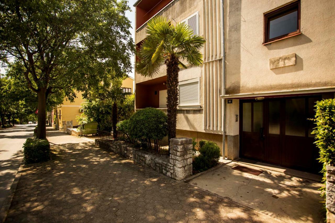 רוביני Apartman Barbara מראה חיצוני תמונה